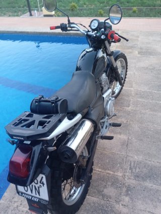 Honda SRL Scrambler Negra