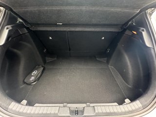 Toyota Corolla 1.8 125H ACTIVE TECH E-CVT