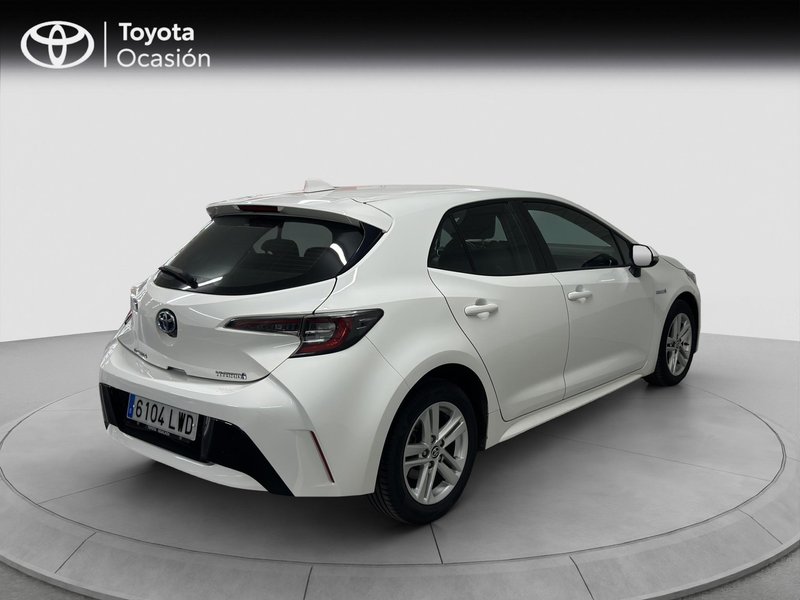 Toyota Auris 2022, foto 19