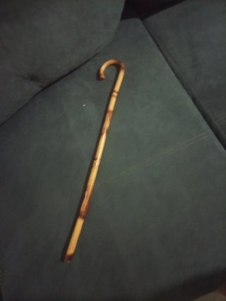 Bastón de madera para niños