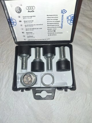 Tornillos Antirrobo VW 5Q0 698 137 NUEVOS
