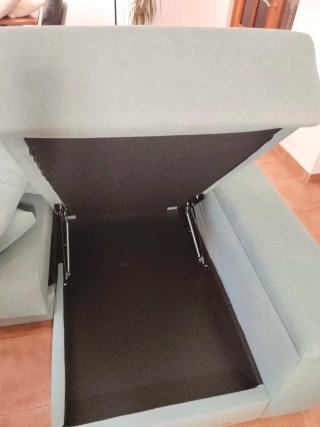 Sofá 3 plazas con Chaiselongue y arcón