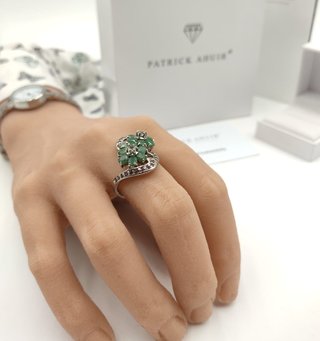 Anillo Plata Esmeraldas y Granates Naturales