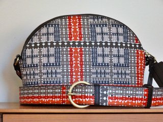 Tous, bolso bandolera piel multicolor, impecable.