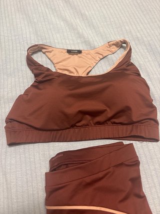 Conjunto Tezzenis: Top y Mallas Gimnasia