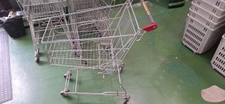 Carros de la compra metálicos