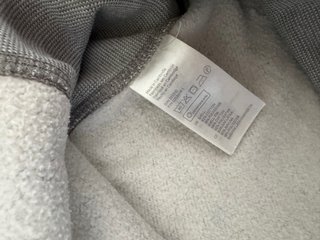 Sudadera H&M Gris con Estampado