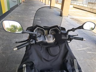 Yamaha X-MAX 400 ABS Maxi Scooter