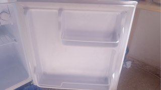 Mini nevera blanca