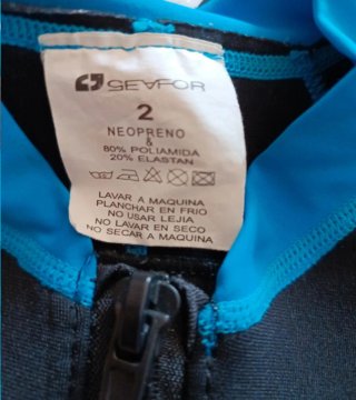 Neopreno niño SEVFOR azul y negro