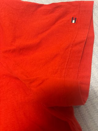 Camiseta Tommy Hilfiger Talla XXXL Roja. Talla 50.