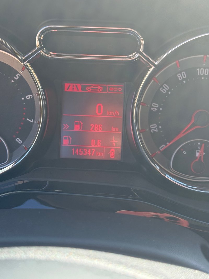 Opel ADAM 2018 - foto 1