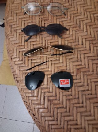 Gafas Ray-Ban Doradas y Negras