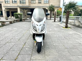 Peugeot Satelis 125cc Plata