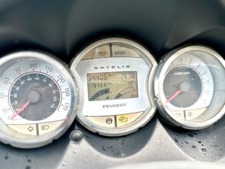Peugeot Satelis 125cc Plata