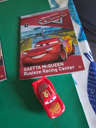 Libri e macchinine Cars Disney Pixar