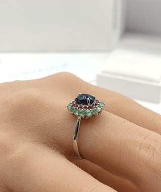 Anillo Plata Ópalo, Esmeraldas y Granates