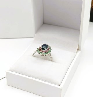 Anillo Plata Ópalo, Esmeraldas y Granates