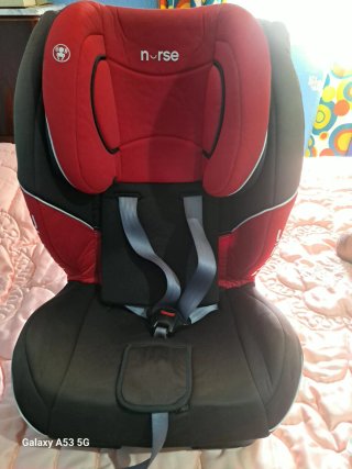 Silla de coche Nurse roja y negra