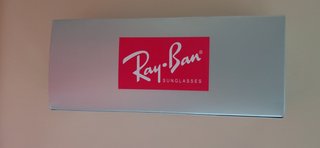 Occhiali da sole Ray-Ban usati 2 volte