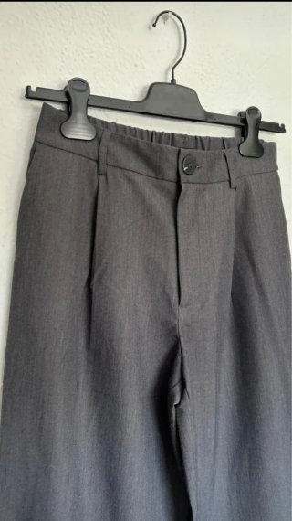 Pantalón de vestir gris