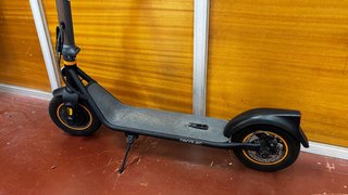 Patinete Cecotec Bongo D30XL Connected