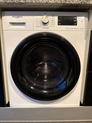 Lavadora-Secadora Whirlpool 9+6 kg
