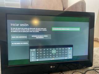 Xbox One + 1 Mando + 4 Juegos