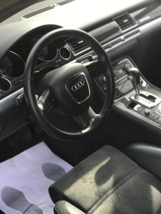 Audi S8 2008