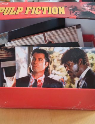 Caja Pulp Fiction con 8 Postales
