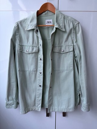 Cazadora Zara verde agua Talla S