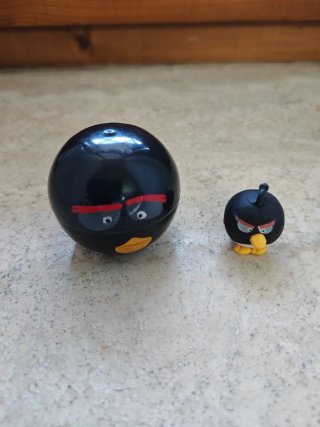Angry Birds Gomma Nera