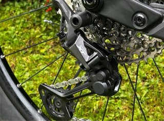 Cube Stereo Hybrid 160 HPC SL 750