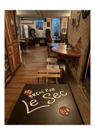 Traspaso Restaurante C3 en Poble Sec con obrador c