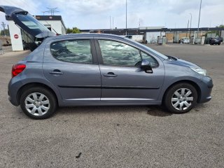 Peugeot 207 2009