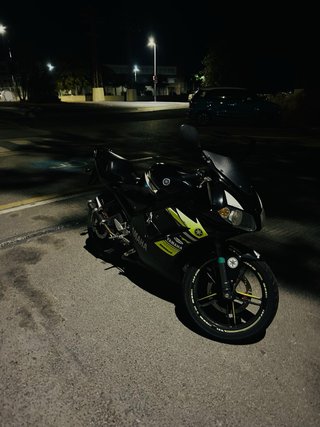 Yamaha TZR 50cc Negra y Amarilla