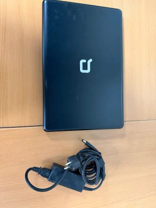 Computer portatile Compaq con Windows 7 Home Prem OA