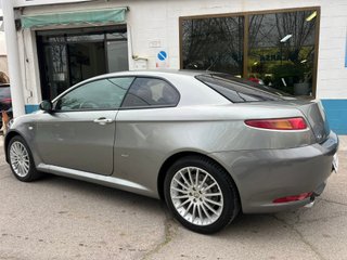 Alfa Romeo GT 2.0 JTS Distinctive
