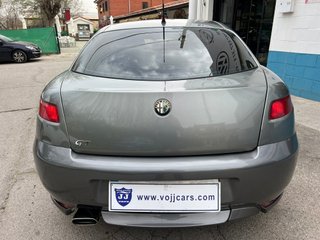 Alfa Romeo GT 2.0 JTS Distinctive