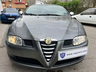 Alfa Romeo GT 2.0 JTS Distinctive