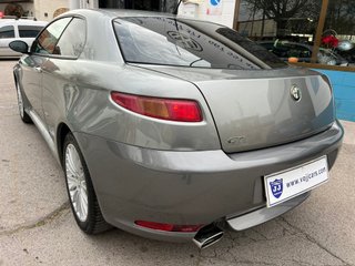 Alfa Romeo GT 2.0 JTS Distinctive