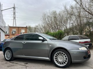Alfa Romeo GT 2.0 JTS Distinctive