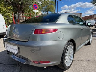 Alfa Romeo GT 2.0 JTS Distinctive