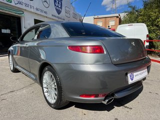 Alfa Romeo GT 2.0 JTS Distinctive