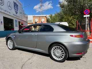Alfa Romeo GT 2.0 JTS Distinctive
