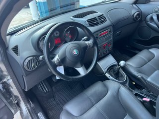 Alfa Romeo GT 2.0 JTS Distinctive
