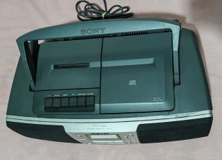 Radio CD Cassette Sony CFD-S28L (Para PIEZAS)