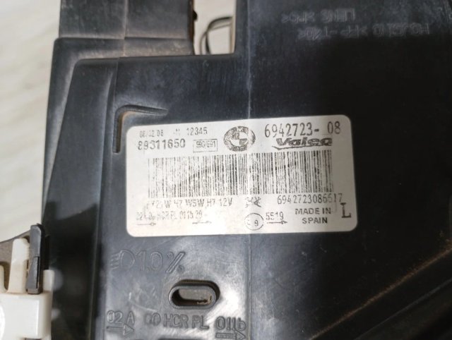 Faro Derecho Toyota Land Cruiser
