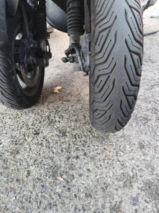 Piaggio MP3 Maxi Scooter