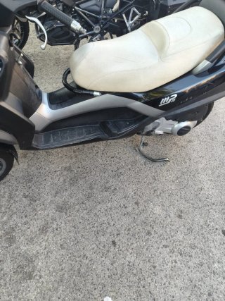 Piaggio MP3 Maxi Scooter